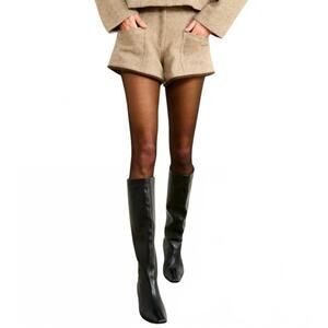 NEW LINE AND DOT ingrid wool shorts in beige